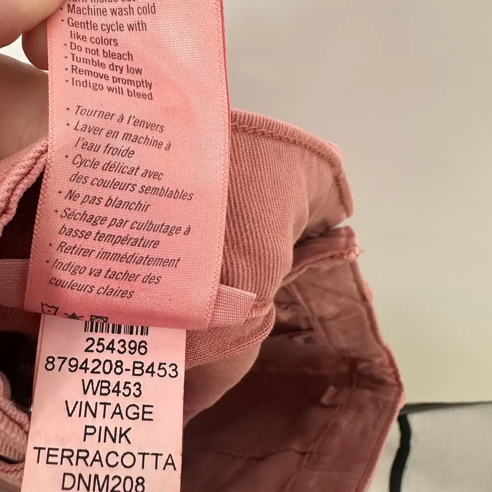 PAIGE New Mayslie Denim Shorts in PInk // 31